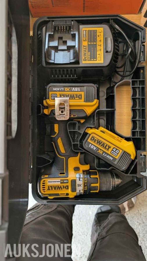 Stor samling med verktøy - dewalt, paslode, fine, +++