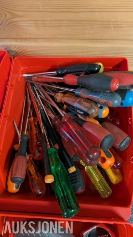 Stor samling med verktøy - dewalt, paslode, fine, +++