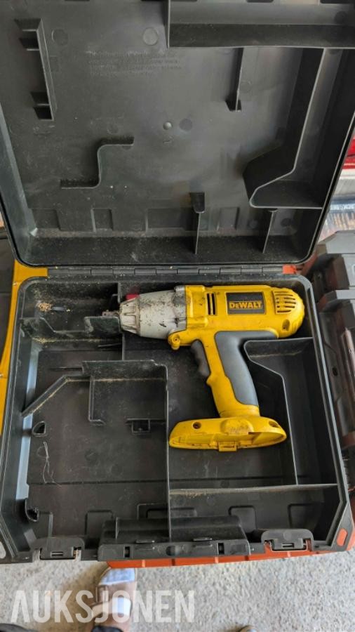Stor samling med verktøy - dewalt, paslode, fine, +++