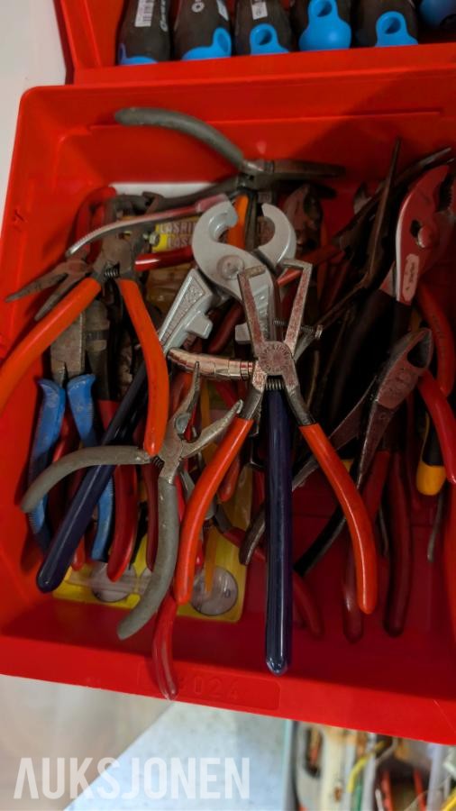 Stor samling med verktøy - dewalt, paslode, fine, +++