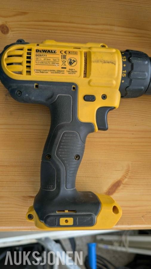 Stor samling med verktøy - dewalt, paslode, fine, +++