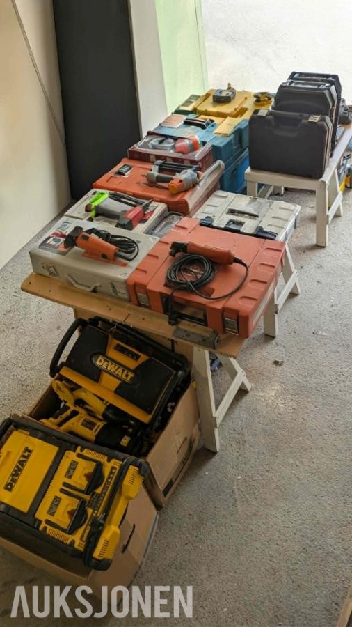 Stor samling med verktøy - dewalt, paslode, fine, +++