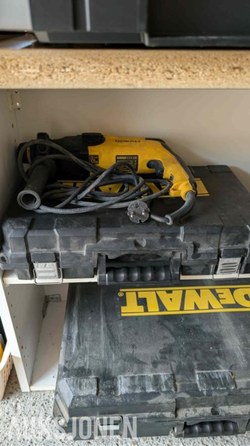 Stor samling med verktøy - dewalt, paslode, fine, +++