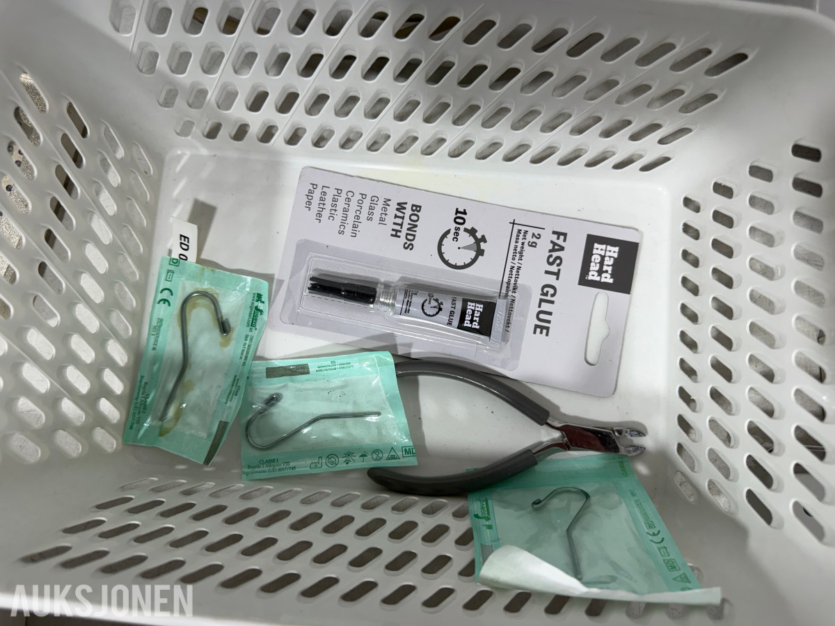 Større parti dentalutstyr – instrumenter, endodonti, behandlingsenheter og tilbehør