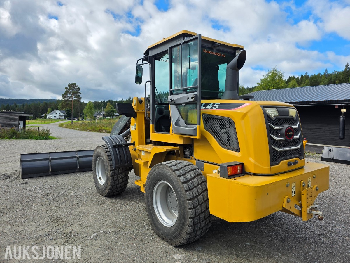 2022 Powertrack L-45 hjullaster 528 timer