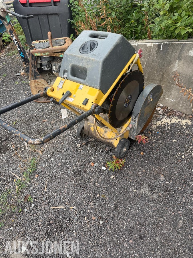 Wacker Neuson BFS1350 asfalt- og betongsag