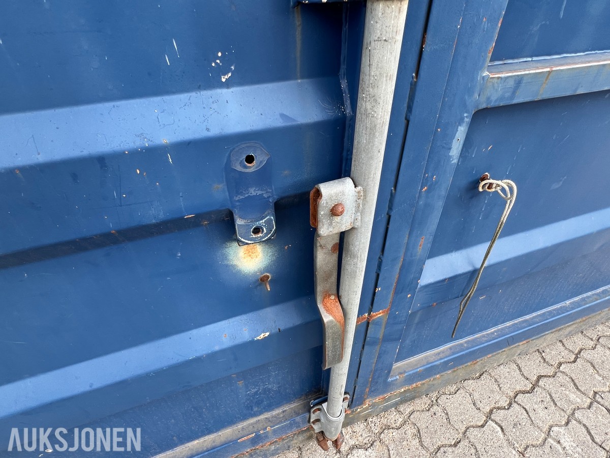 15 fot BNS 10-C13-LC sagcontainer med Ernex gjerdesag