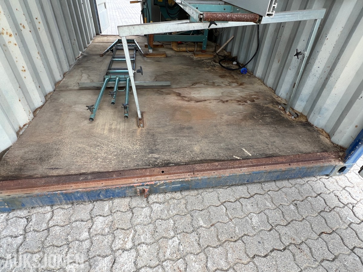 15 fot BNS 10-C13-LC sagcontainer med Ernex gjerdesag