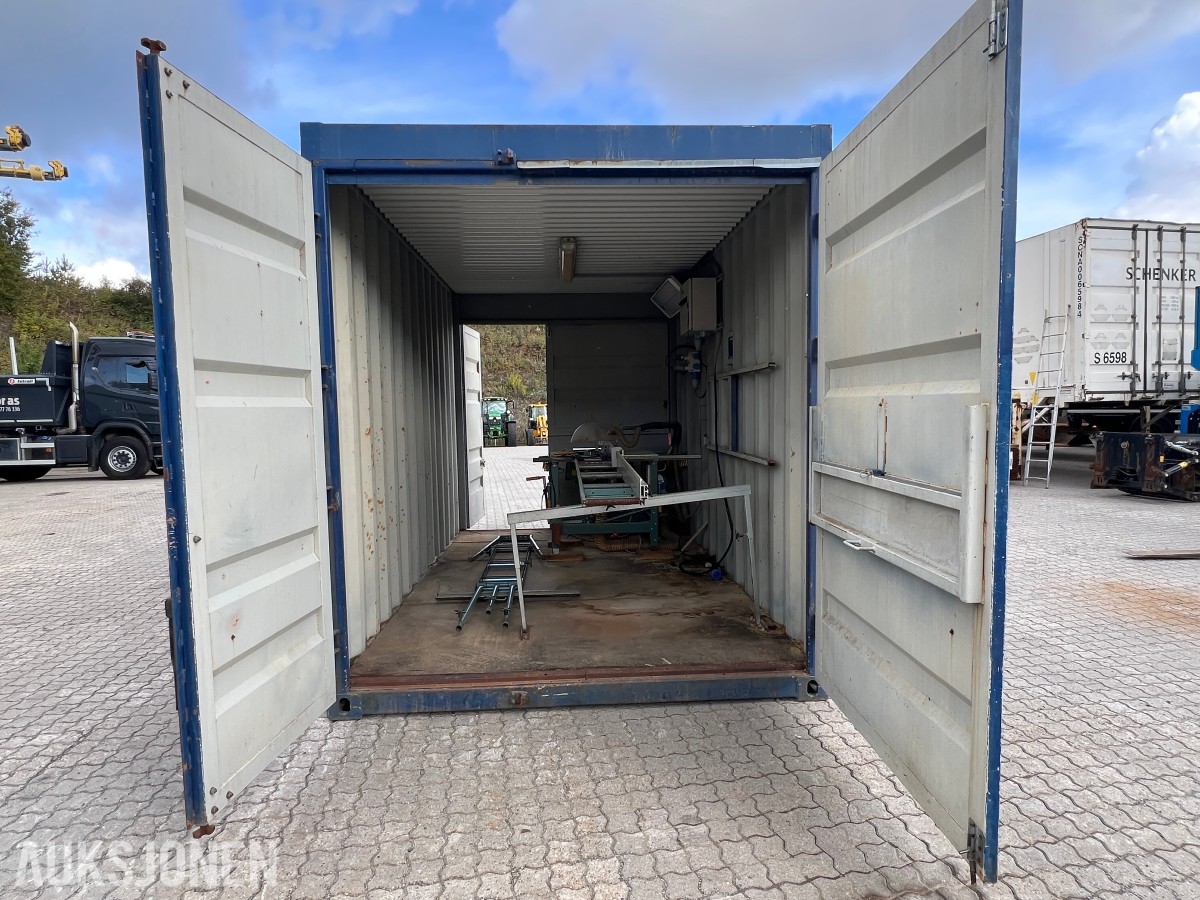 15 fot BNS 10-C13-LC sagcontainer med Ernex gjerdesag