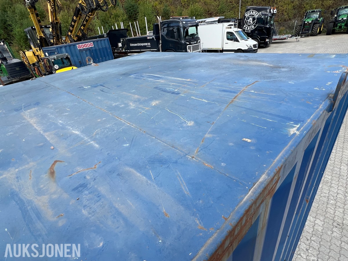 15 fot BNS 10-C13-LC sagcontainer med Ernex gjerdesag