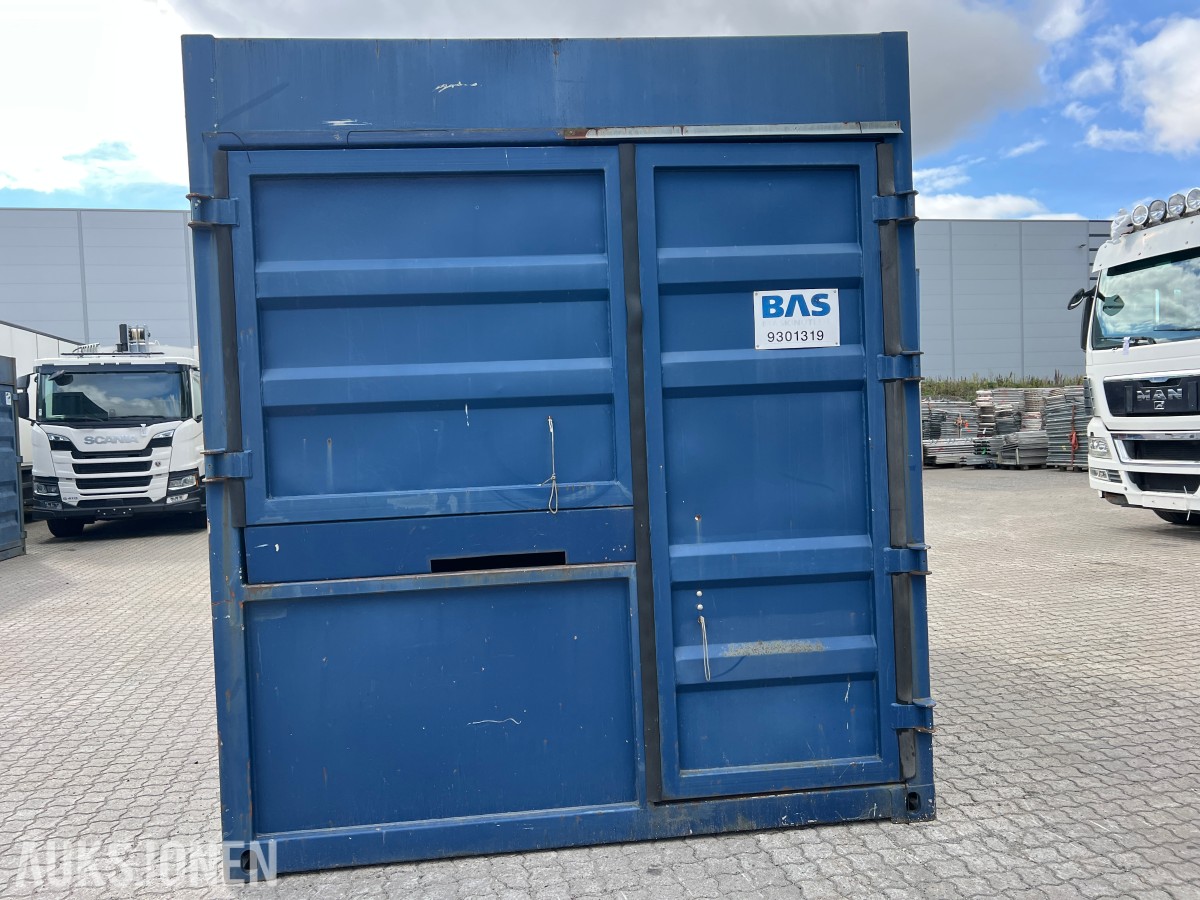 15 fot BNS 10-C13-LC sagcontainer med Ernex gjerdesag