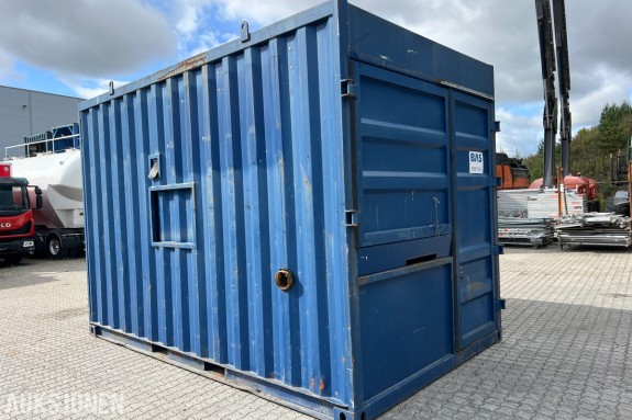 15 fot BNS 10-C13-LC sagcontainer med Ernex gjerdesag