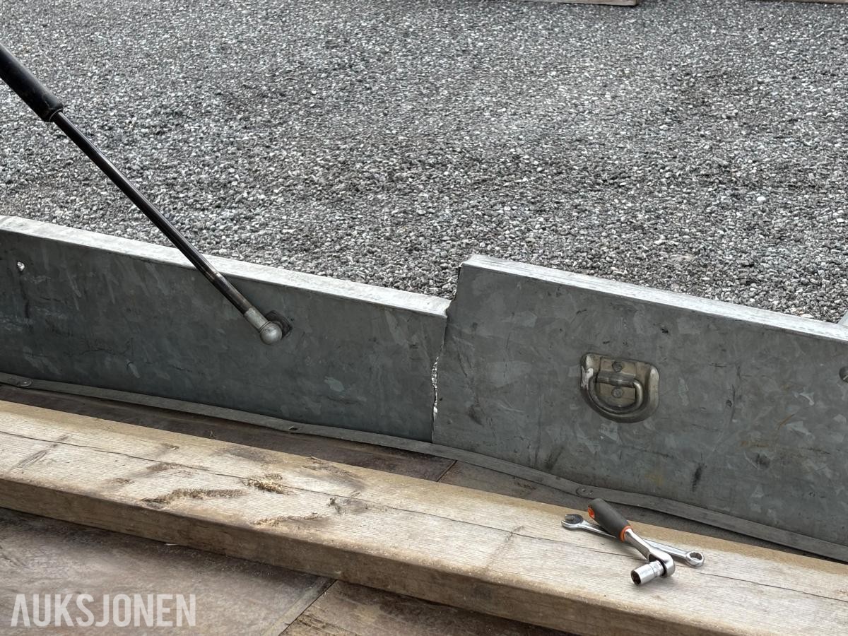 1997 ÅTM 6810T Kapellhenger med tipp