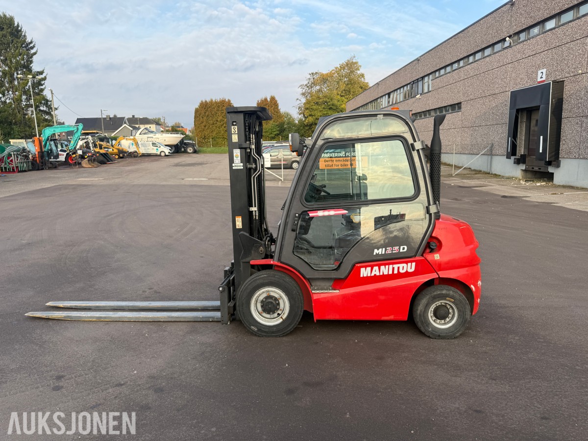 2013 Manitou MI25D Motvektstruck, KUN 530 TIMER