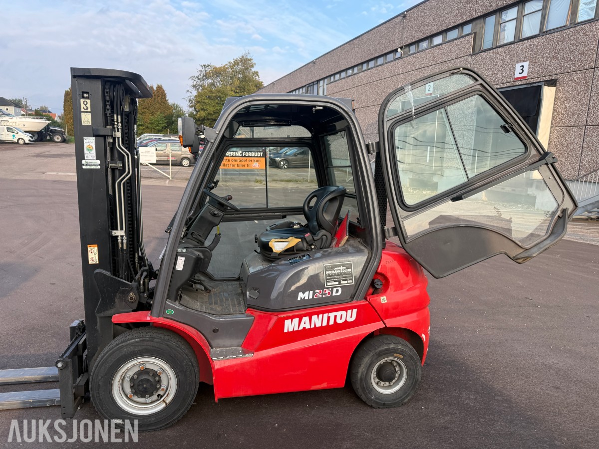 2013 Manitou MI25D Motvektstruck, KUN 530 TIMER