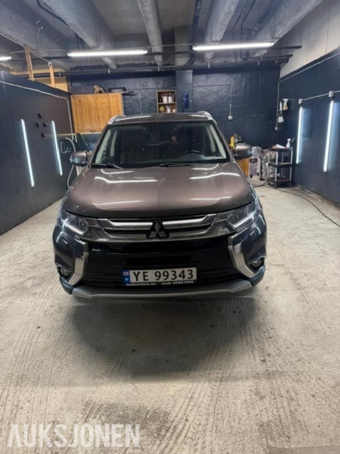 2016 Mitsubishi Outlander 2.3-150 D 4WD, 175562km