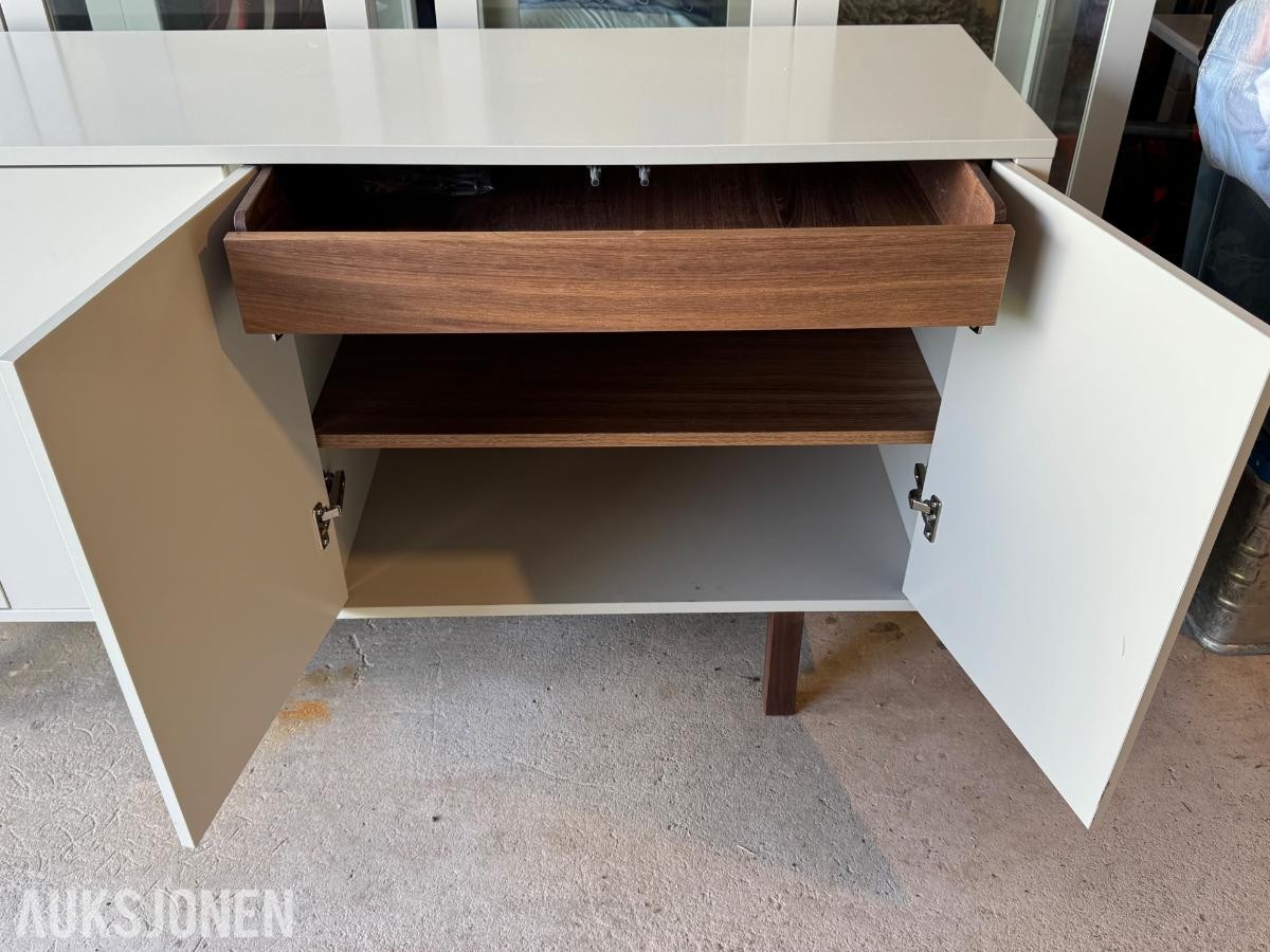 2020 IKEA Stockholm skjenk  