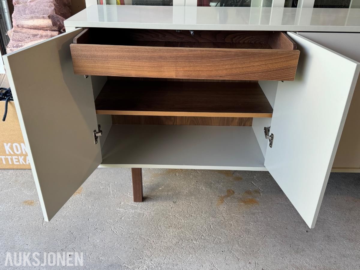 2020 IKEA Stockholm skjenk  