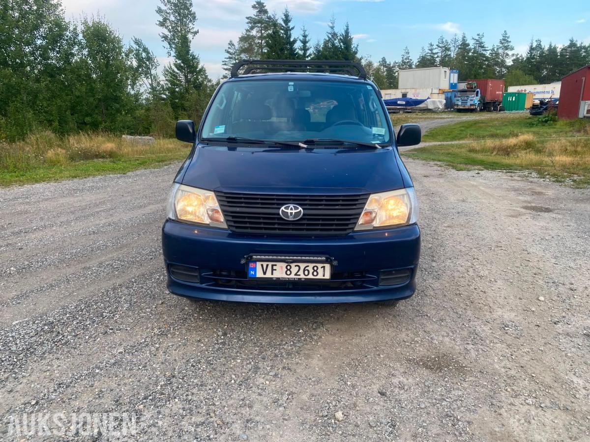 2006 Toyota HiAce 4WD, 6 seter, Hengerfeste