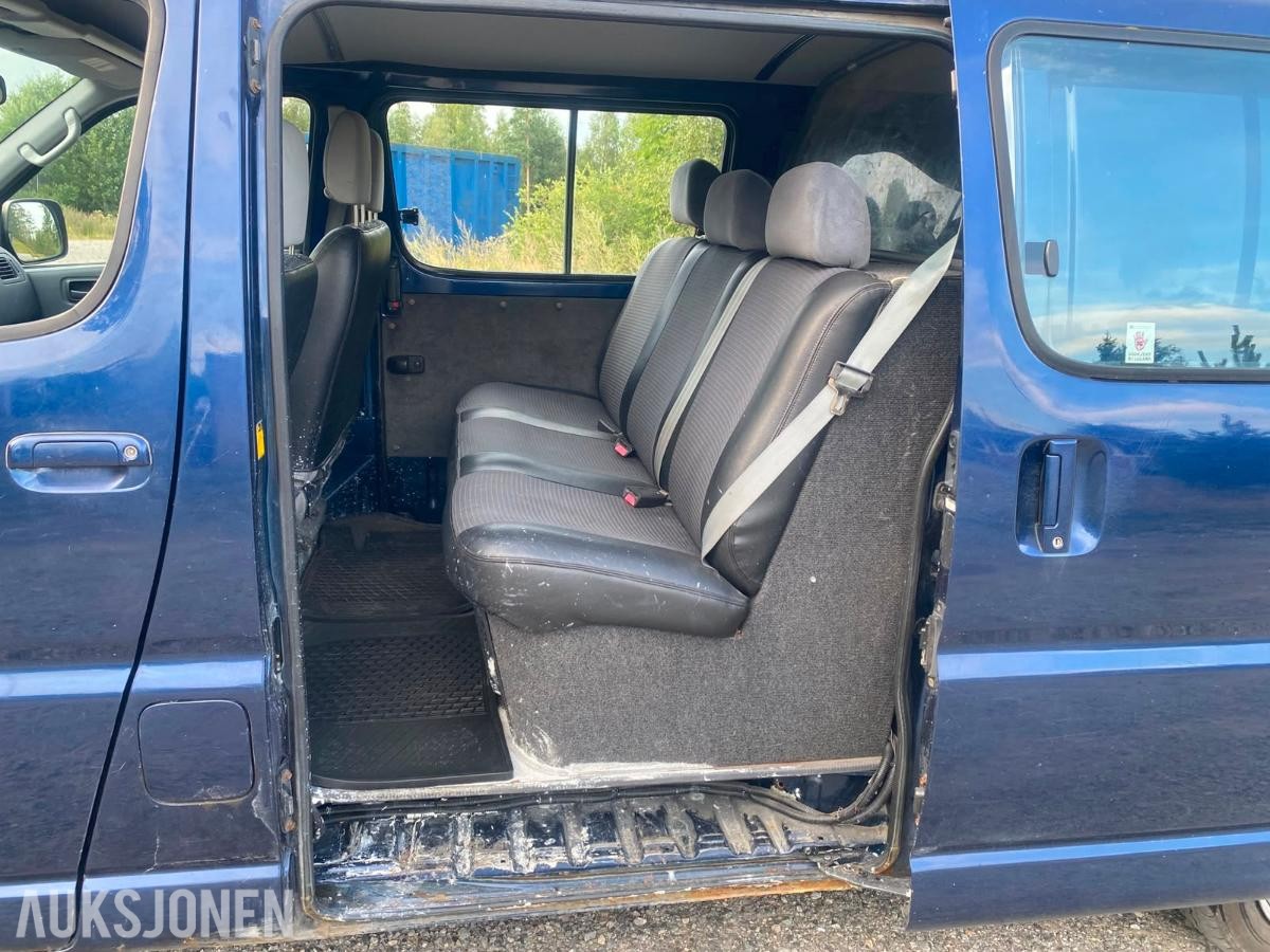 2006 Toyota HiAce 4WD, 6 seter, Hengerfeste