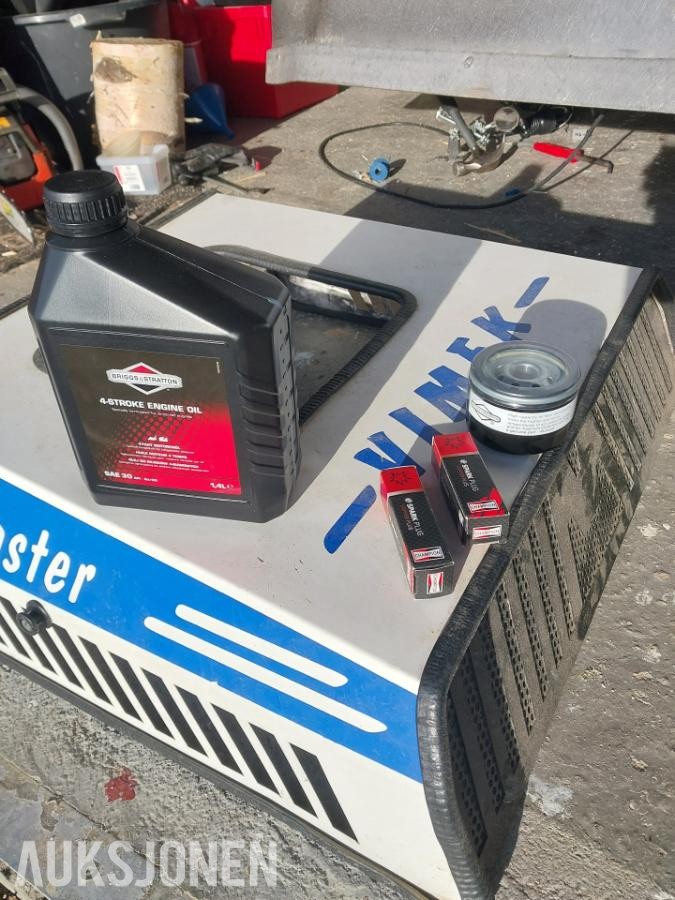 1996 VIMEK MINIMASTER 101 4X4 MED SKOGSVOGN