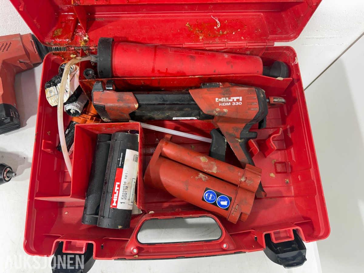 Stort parti Hilti batteriverktøy, batterier, ladere og festeverktøy 