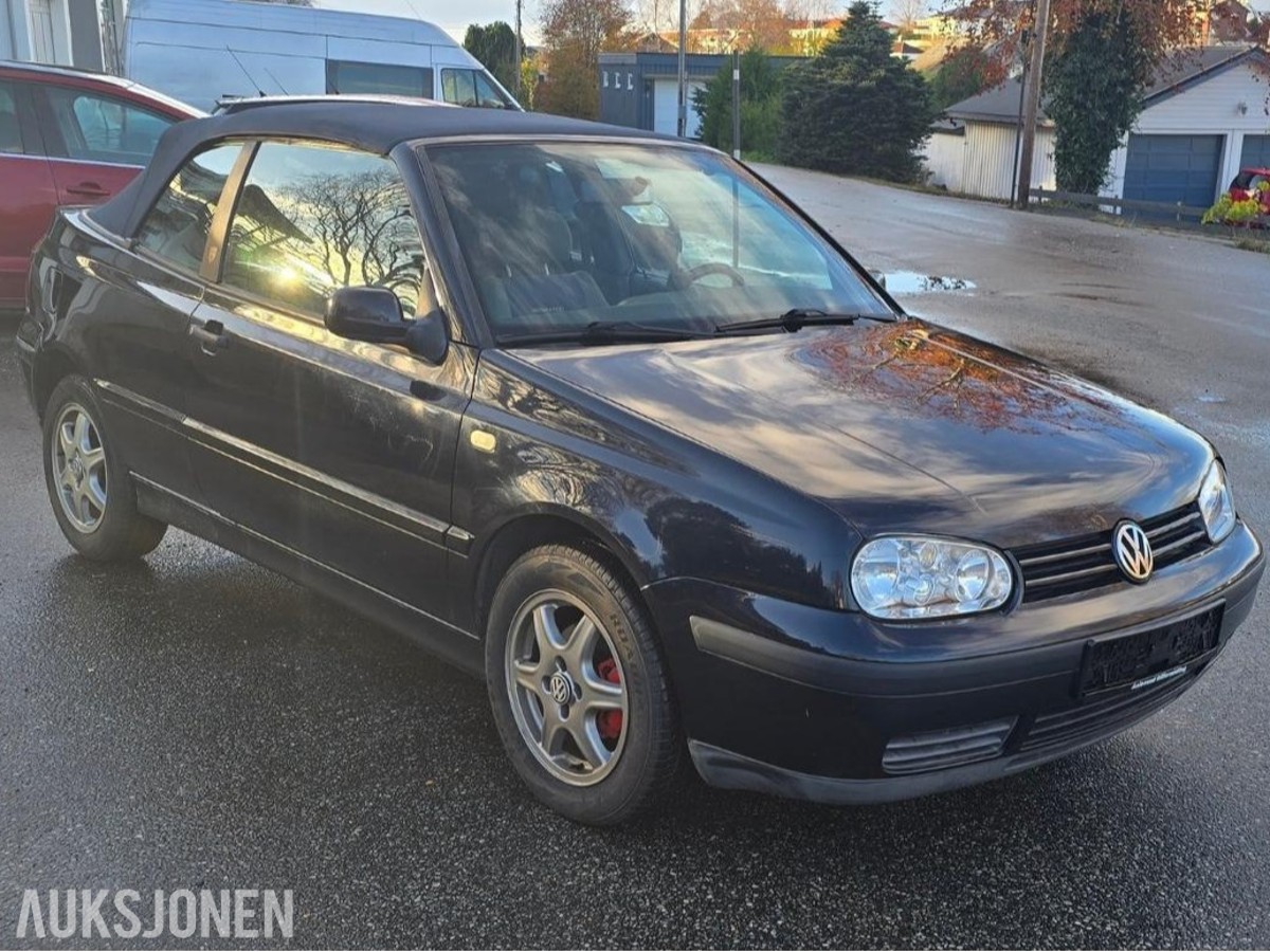 2000 Volkswagen Golf 1.6 Cabriolet, 125000km, Sportsseter