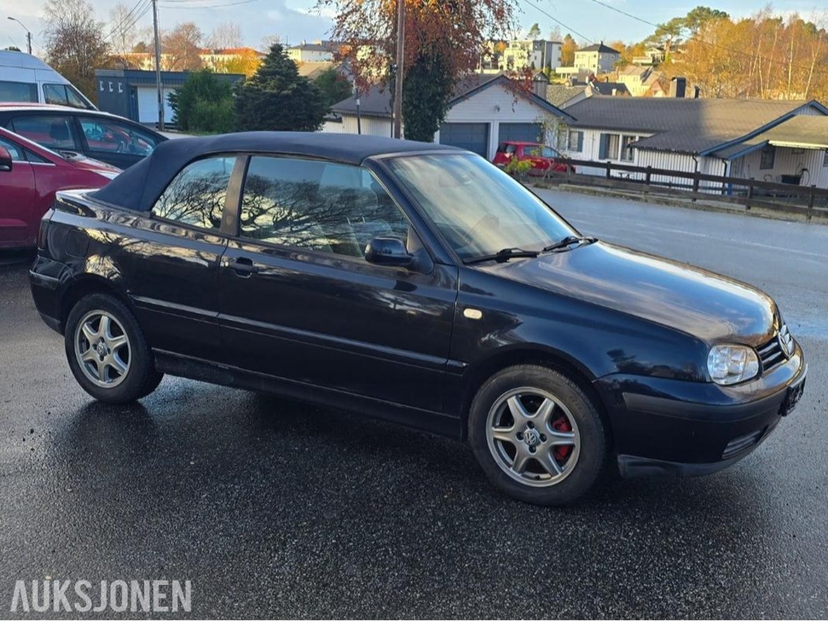 2000 Volkswagen Golf 1.6 Cabriolet, 125000km, Sportsseter