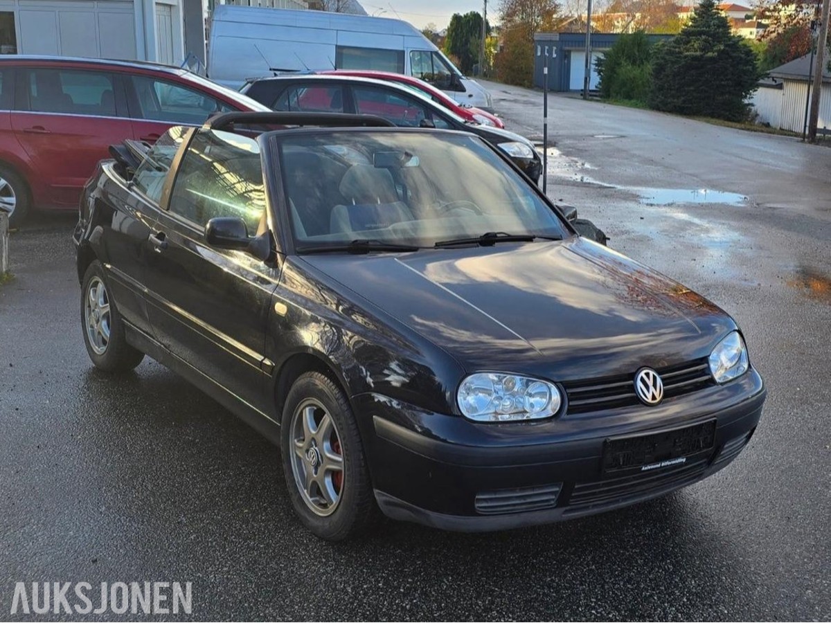2000 Volkswagen Golf 1.6 Cabriolet, 125000km, Sportsseter