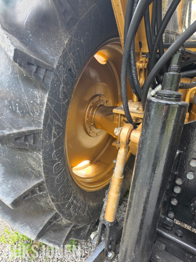 1982 Swed-Trac traktor ST 1674-10 samlerobjekt med 6-sylindret Scania diesel motor
