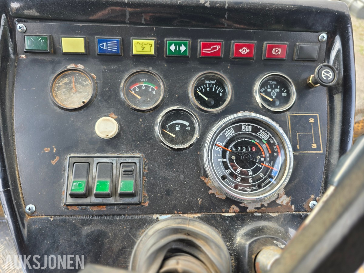 1982 Swed-Trac traktor ST 1674-10 samlerobjekt med 6-sylindret Scania diesel motor