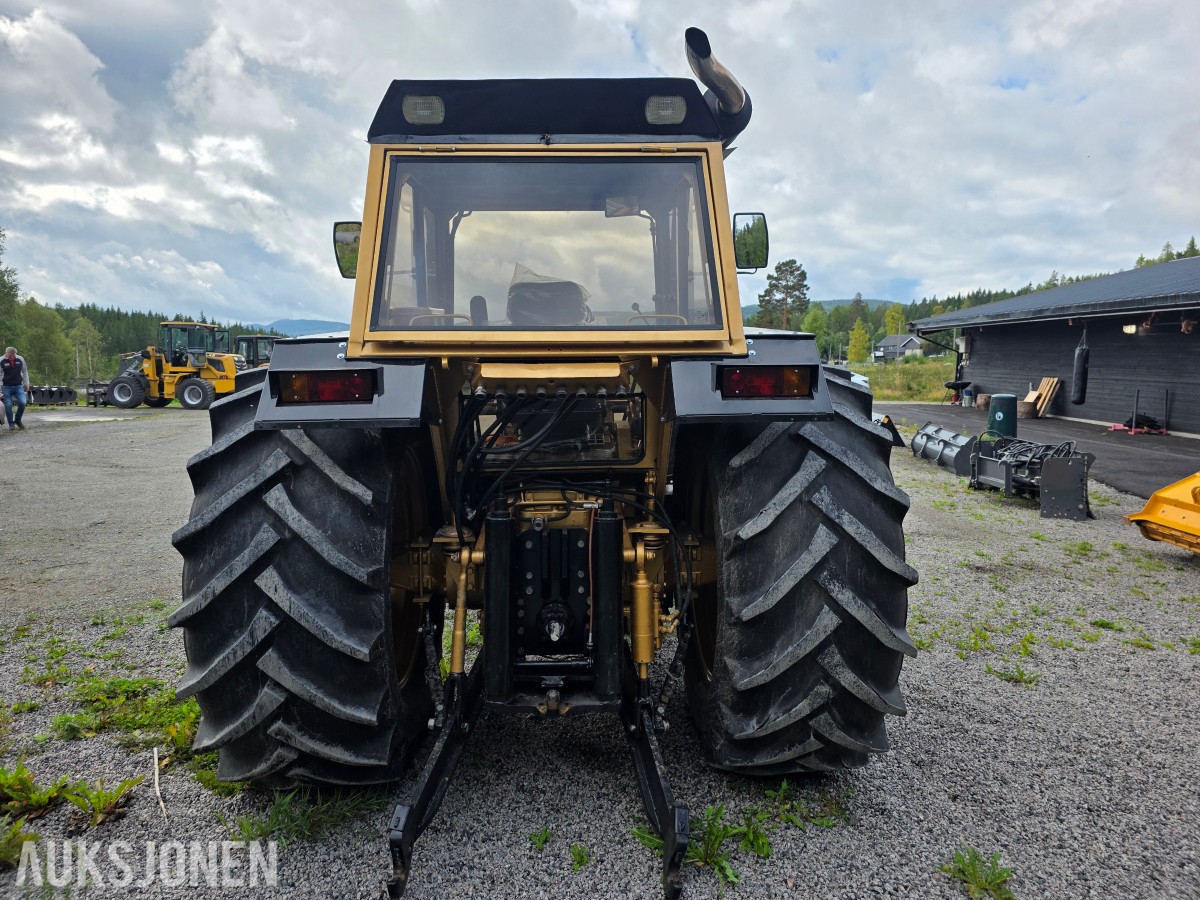 1982 Swed-Trac traktor ST 1674-10 samlerobjekt med 6-sylindret Scania diesel motor