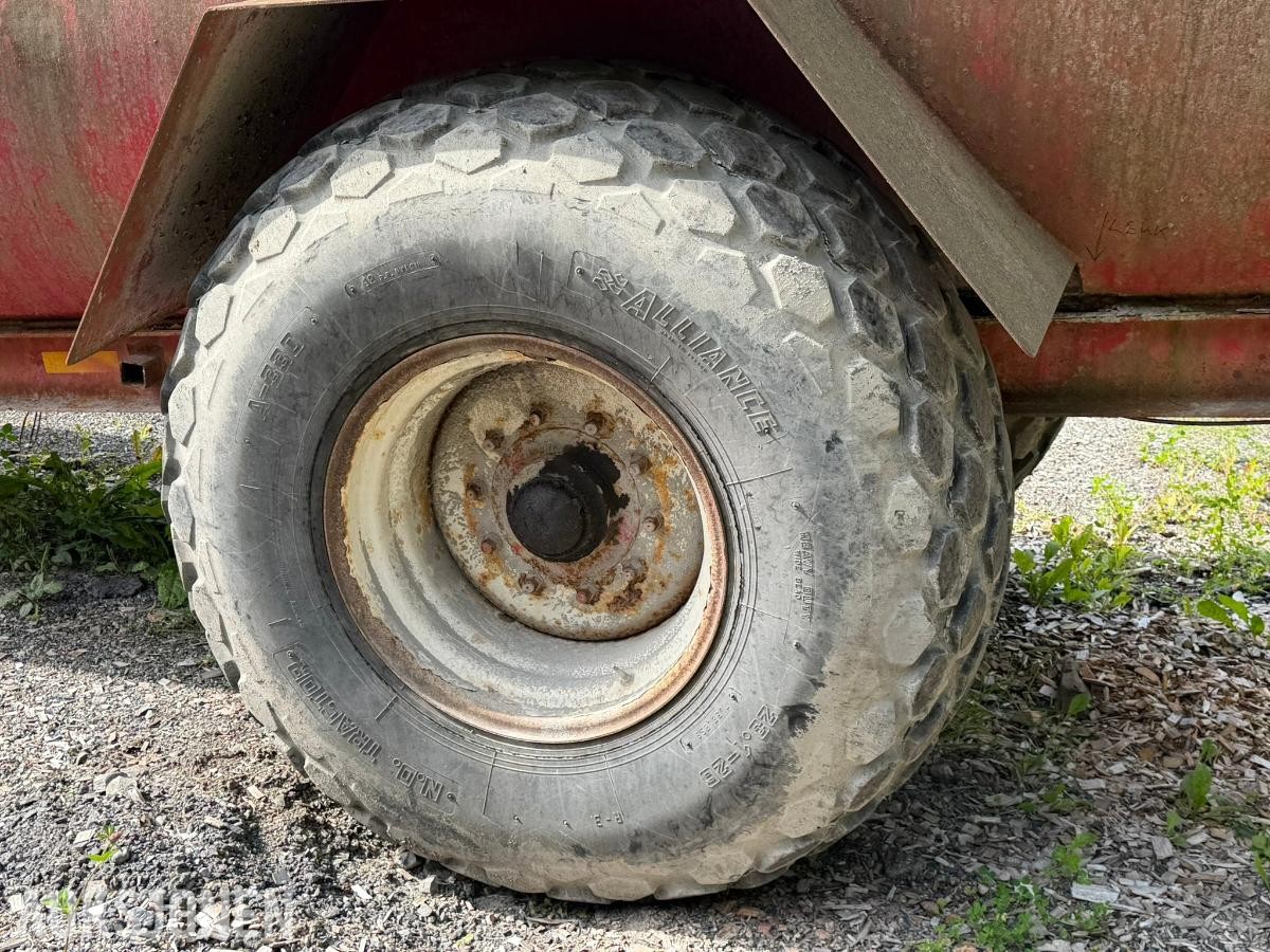 1997 BS Vognen Vanntank 12000L med trekkule