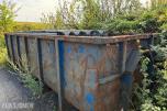 GMM Krokcontainer full av Mini-Guard veihindring