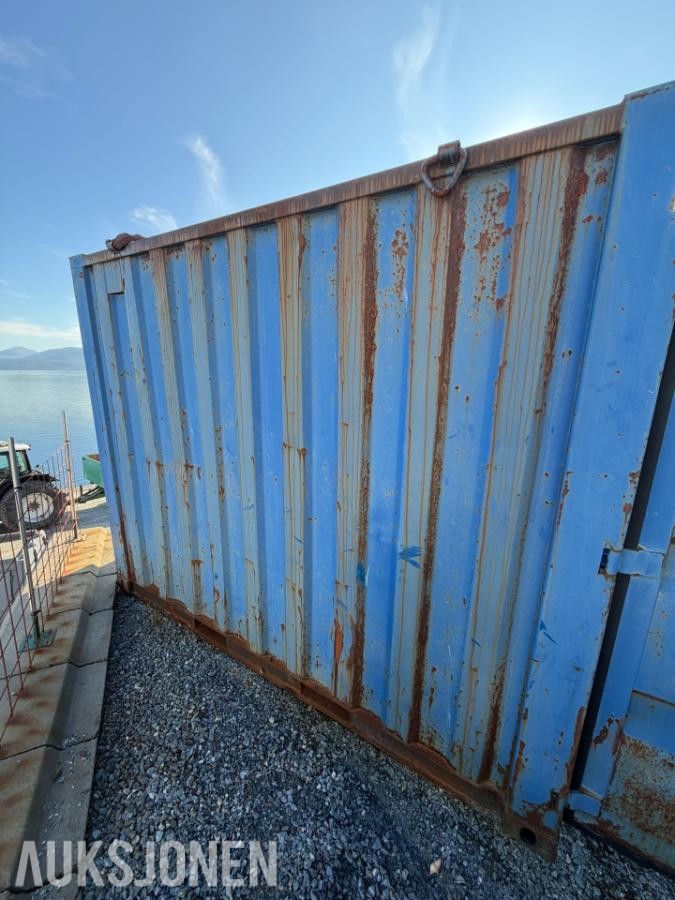 8 Fots container