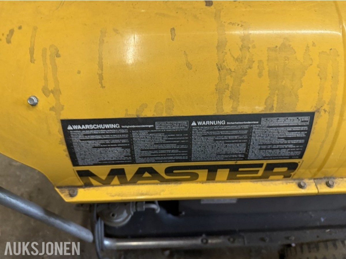 2010 Master BV 110 E indirekte fyrt byggvarmer - 33 kW - diesel eller parafin - 1800 kubikkmeter per time - 230 V