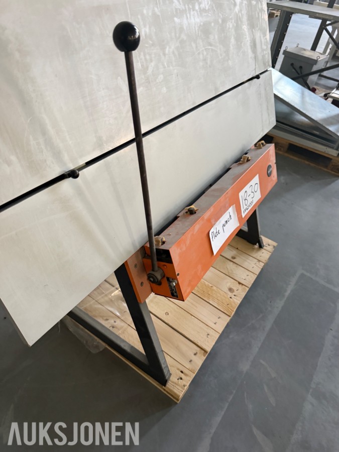 Bacher Control 2000 Plate Punch