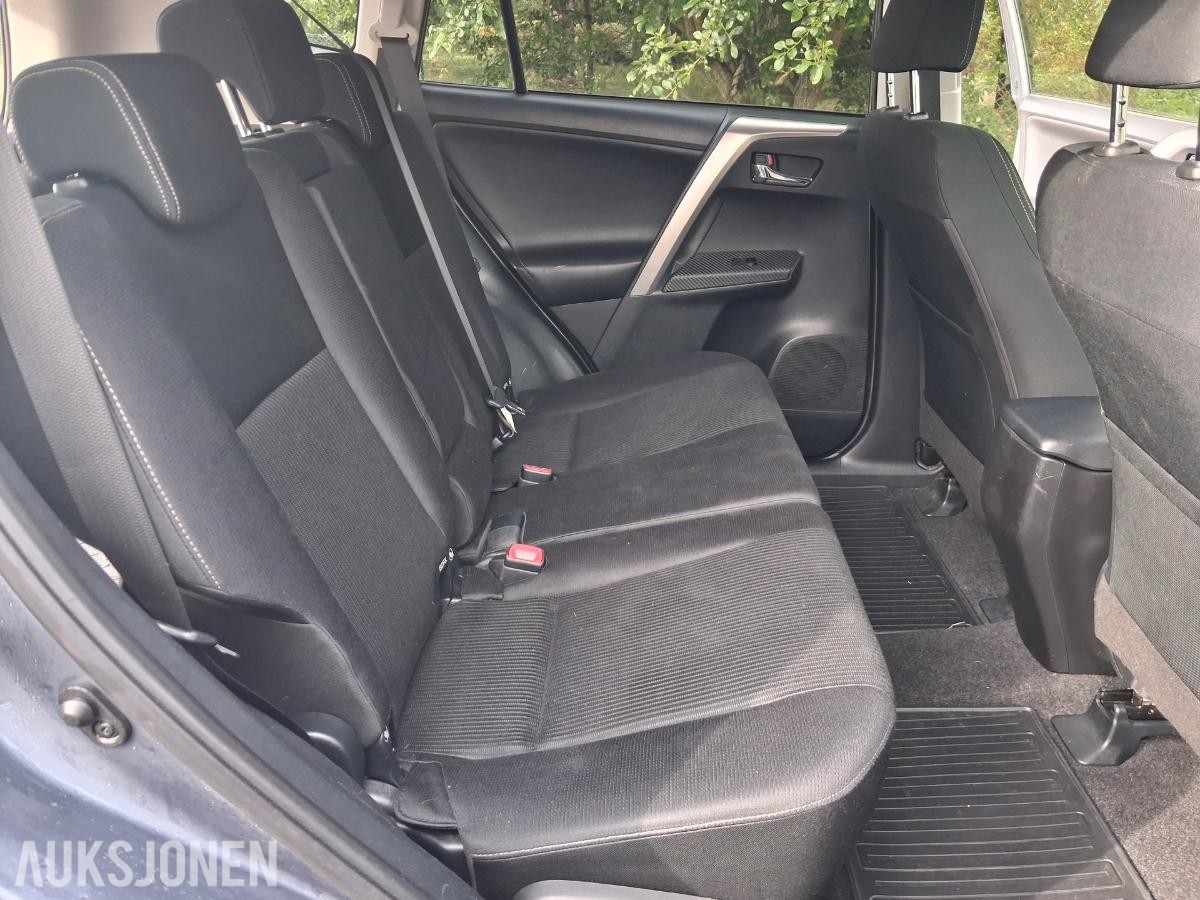 2013 Toyota RAV4 2.0 Bensin 151hk 4WD Automat, Ryggekamera, Hengerfeste