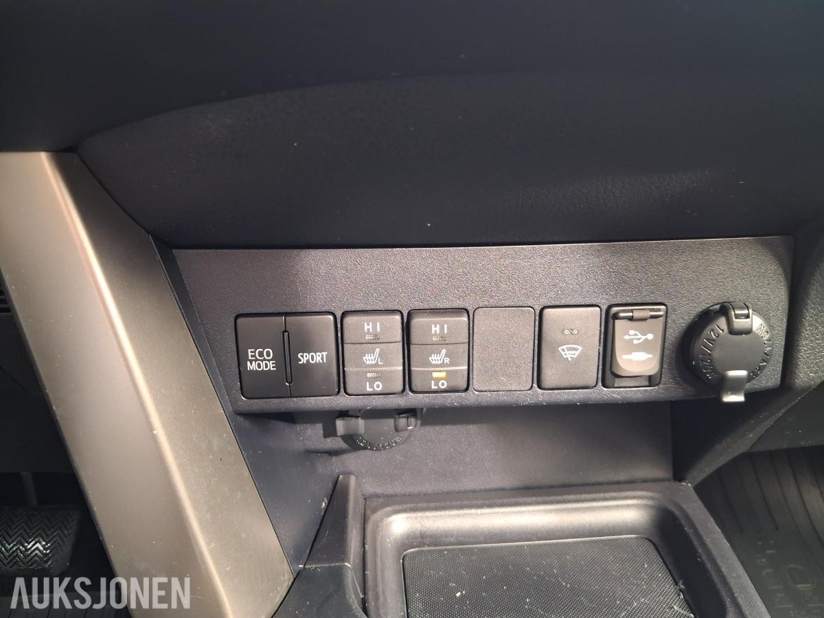 2013 Toyota RAV4 2.0 Bensin 151hk 4WD Automat, Ryggekamera, Hengerfeste