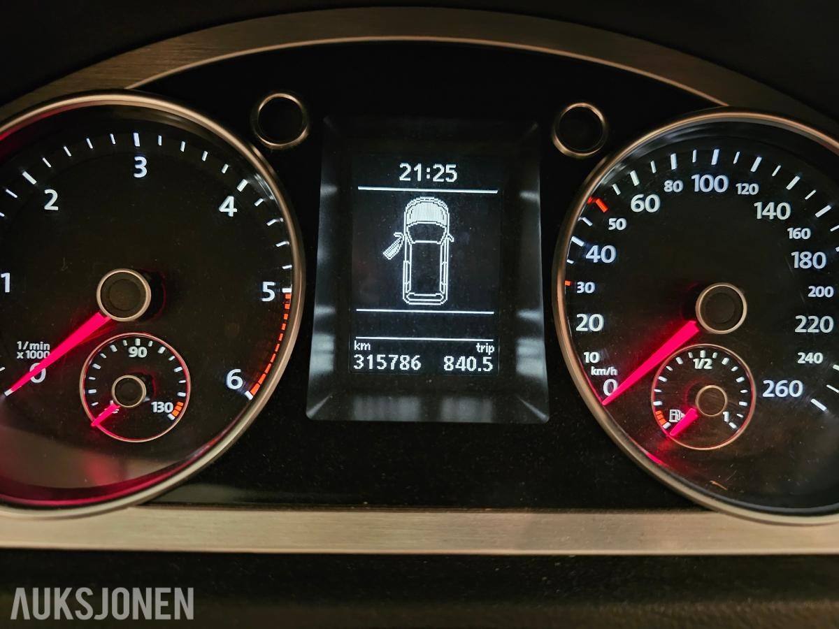 2010 Volkswagen Passat 2.0 TDI 140 HK 4-MOTION R-Line, Reparasjonsobjekt!