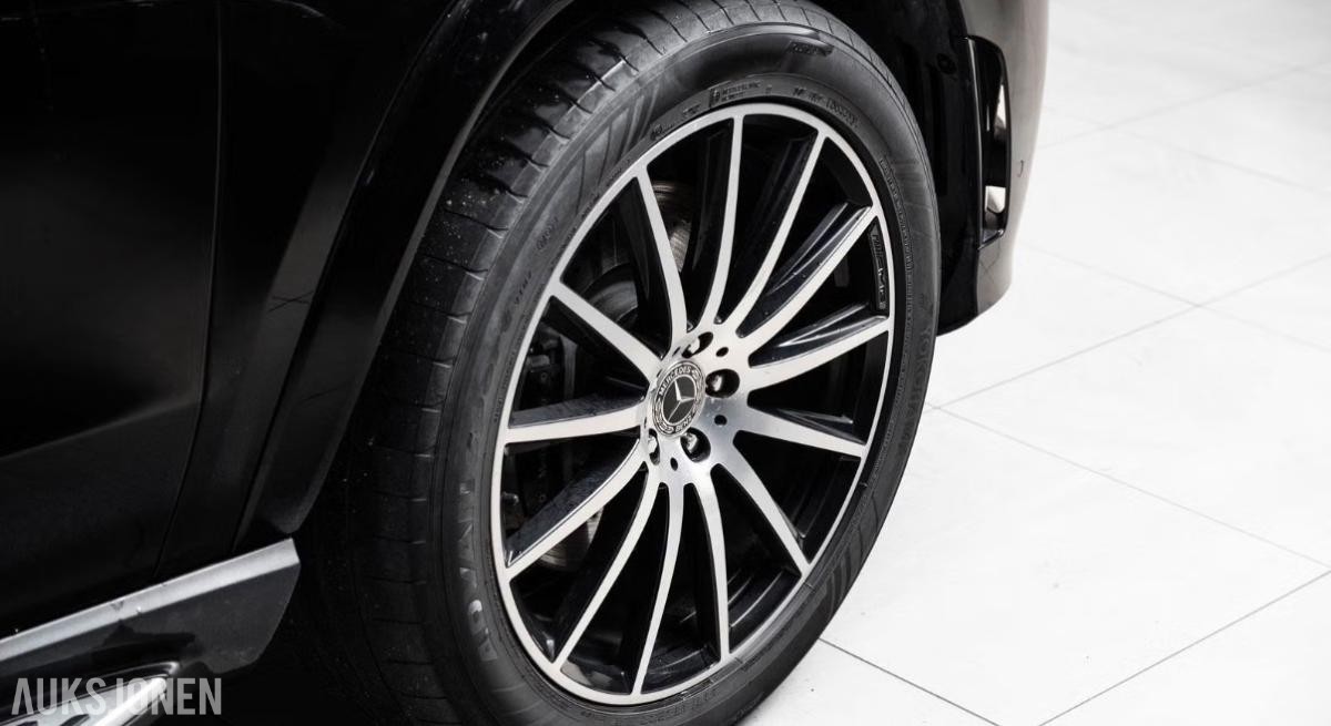 2023 Mercedes-Benz GLS, 400d 4MATIC, 77800km
