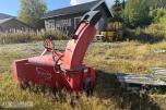 1983 Massey Ferguson 690 m/Snøfreser og 4 kjettinger