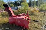 1983 Massey Ferguson 690 m/Snøfreser og 4 kjettinger