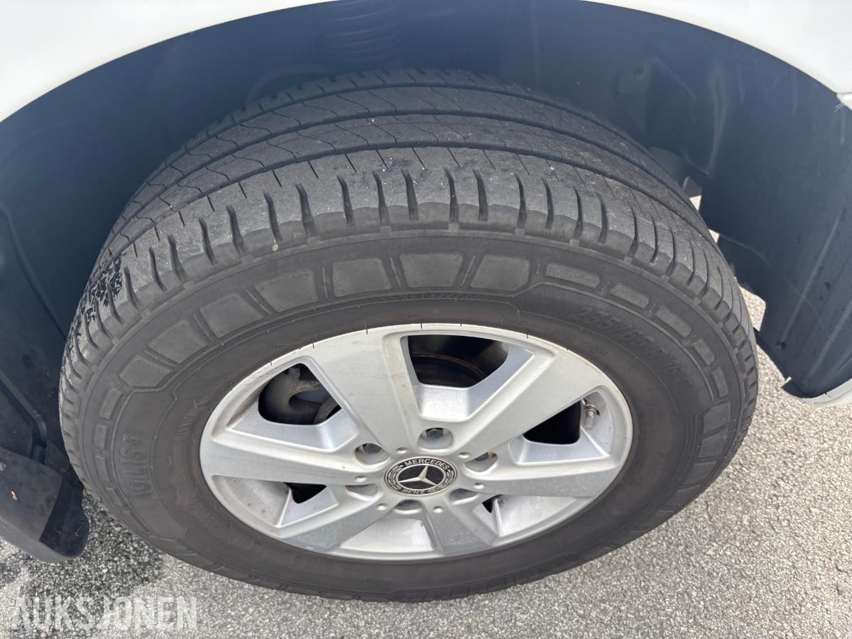 2024 Mercedes-Benz Sprinter Iles Automotive 317 CDI RWD - 9-seter - Automat - Webastok - 153803km - Rullestolrampe