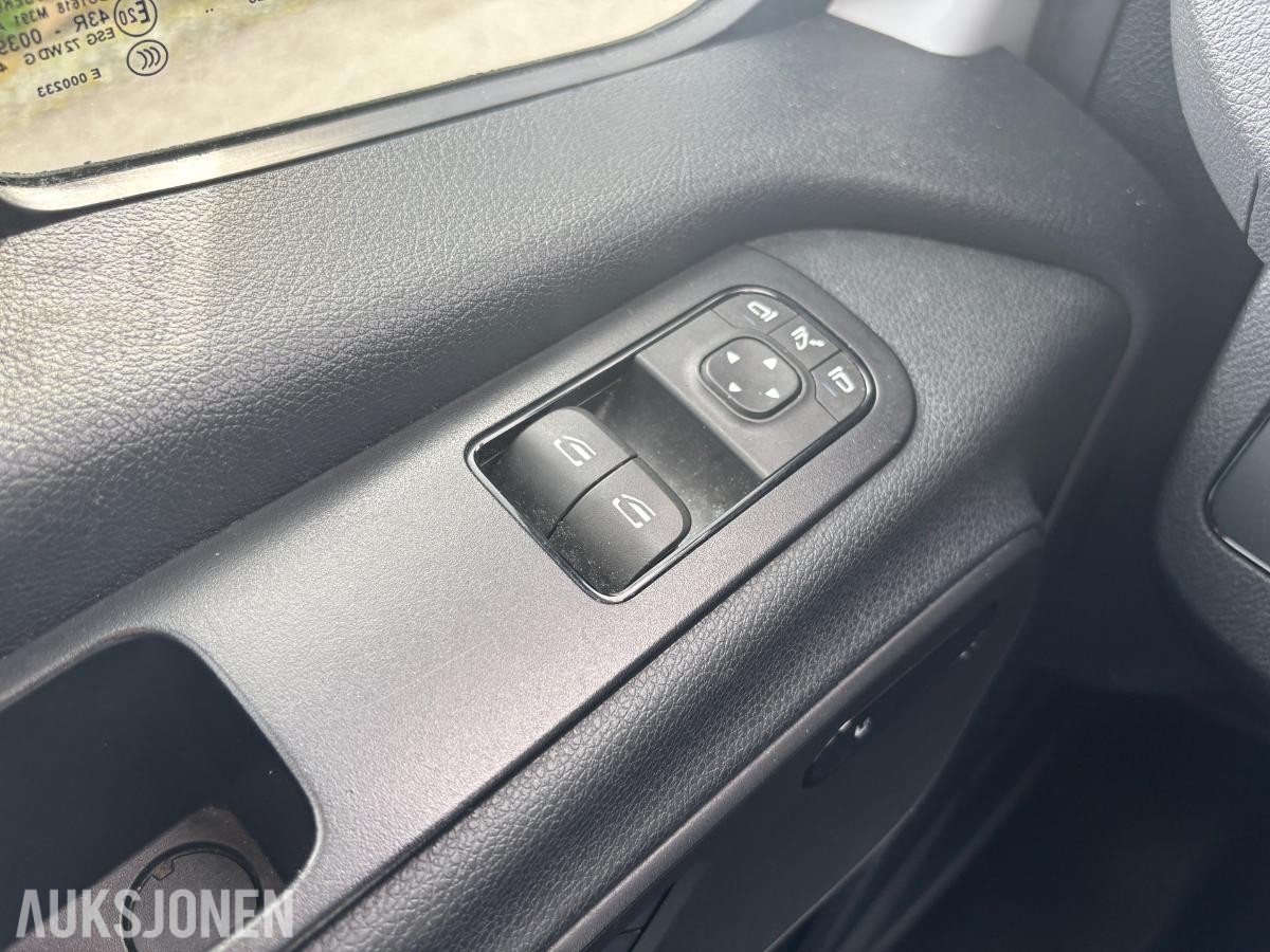 2024 Mercedes-Benz Sprinter Iles Automotive 317 CDI RWD - 9-seter - Automat - Webastok - 153803km - Rullestolrampe