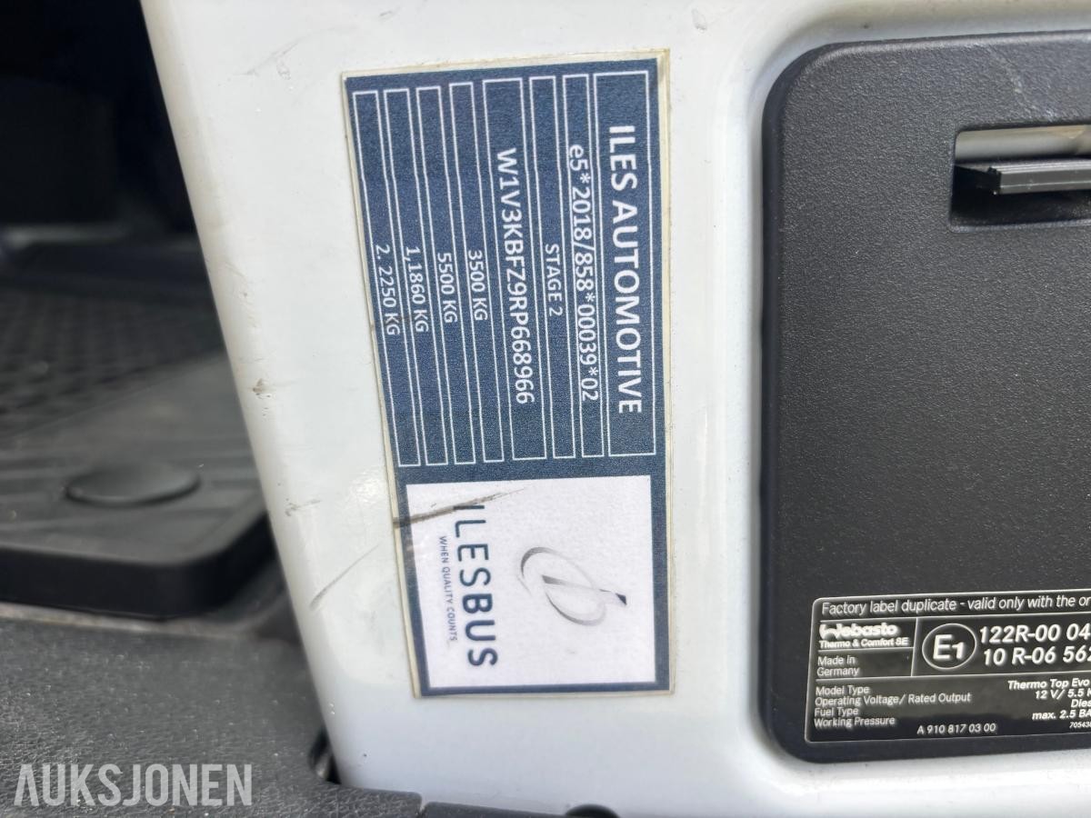 2024 Mercedes-Benz Sprinter Iles Automotive 317 CDI RWD - 9-seter - Automat - Webastok - 153803km - Rullestolrampe