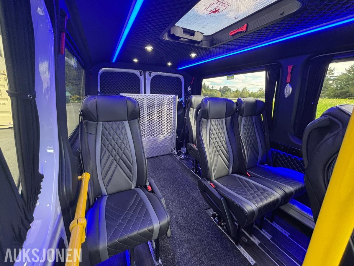 2024 Mercedes-Benz Sprinter Iles Automotive 317 CDI RWD - 9-seter - Automat - Webastok - 153803km - Rullestolrampe
