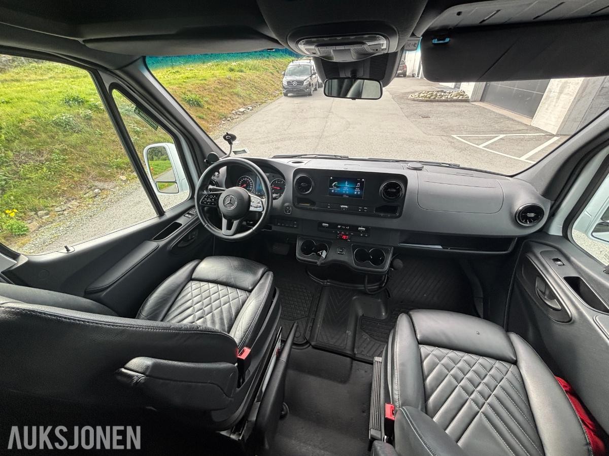 2024 Mercedes-Benz Sprinter Iles Automotive 317 CDI RWD - 9-seter - Automat - Webastok - 153803km - Rullestolrampe