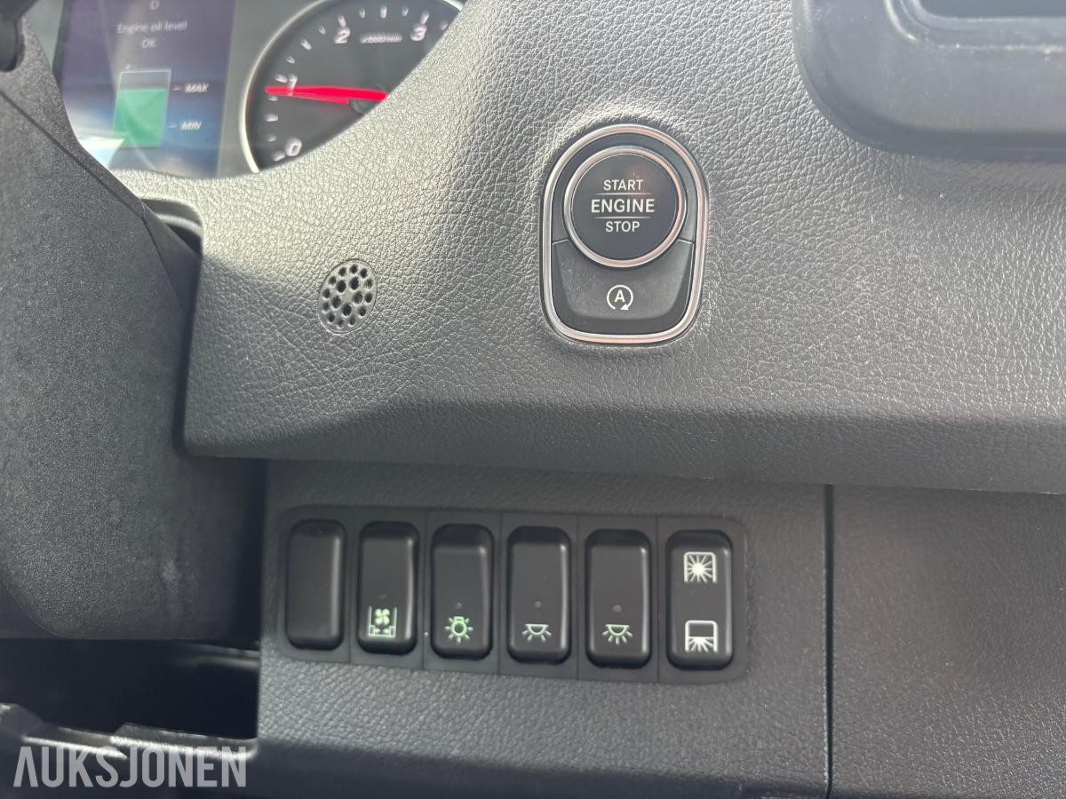 2024 Mercedes-Benz Sprinter Iles Automotive 317 CDI RWD - 9-seter - Automat - Webastok - 153803km - Rullestolrampe