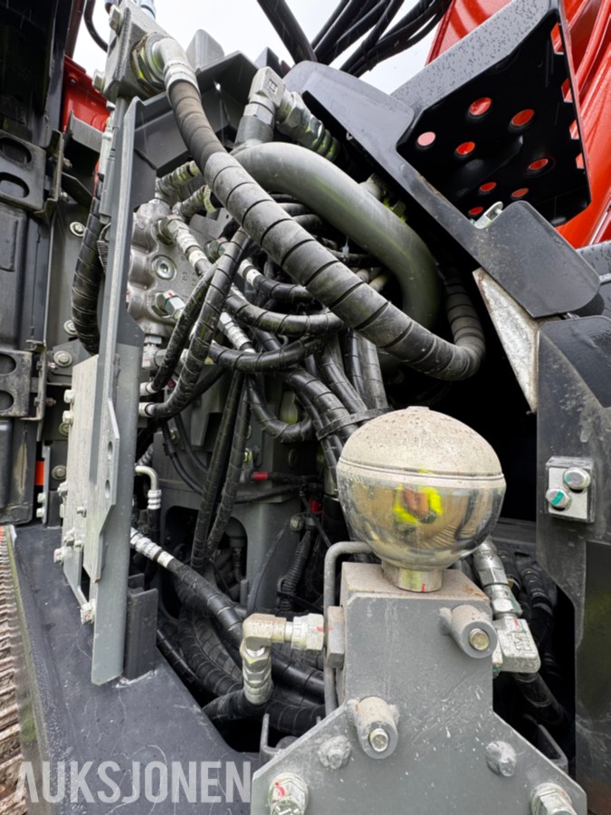 2023 Hitachi ZX135US-7 Gravemaskin - Gått 1388 timer - 3 skuffer - Rototilt - Sentralsmøring - Webasto - Sertifisert - Serviceavtale